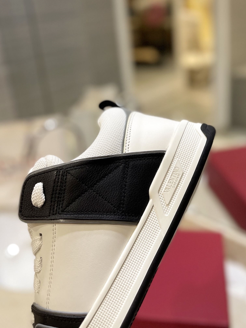 Valentino Sneakers